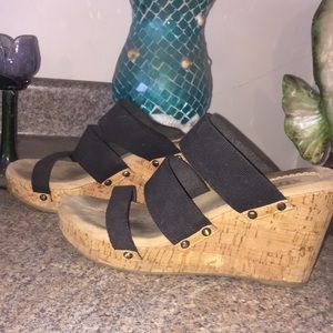 Heeled sandals